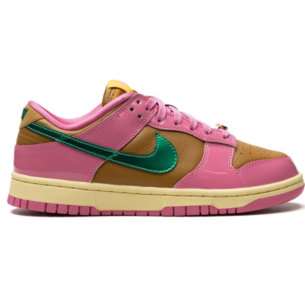 Nike Dunk Low "Parris Goebel" sneakers, 7.5 NWT